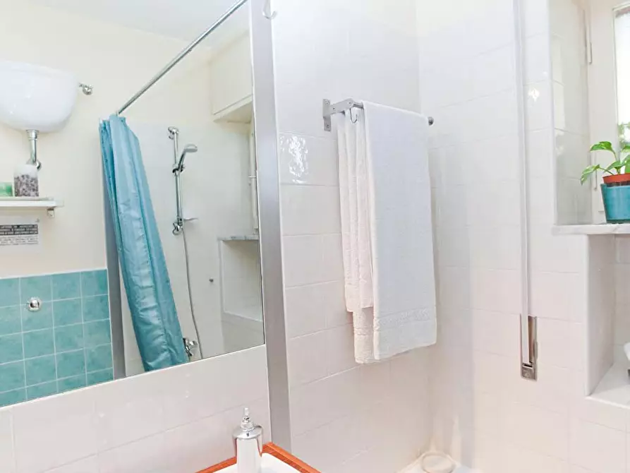 Immagine 6 di Stanza singola in affitto  in Via Mario Pomilio 9 a Napoli