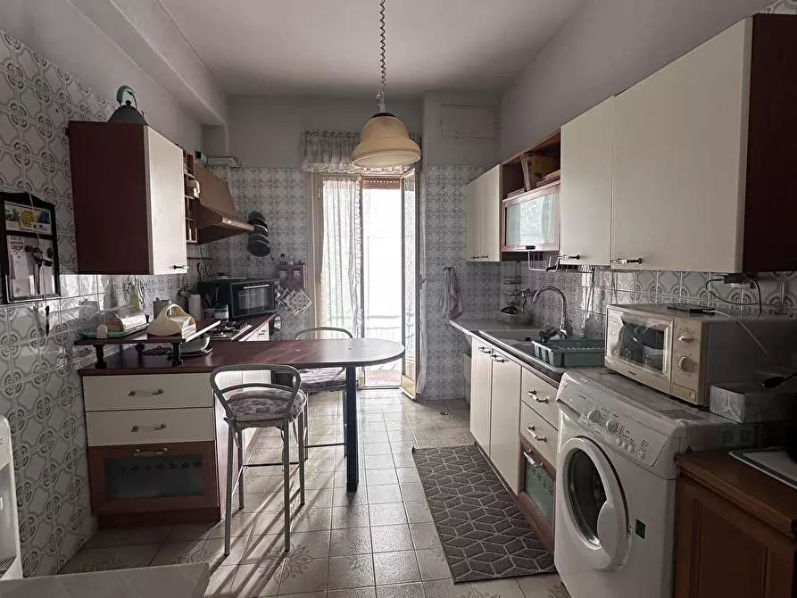 Immagine 4 di Appartamento in vendita  in Largo Enrico Perri 1 a Palermo