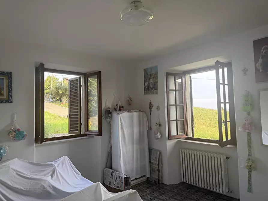 Immagine 15 di Casa indipendente in vendita  a Tizzano Val Parma