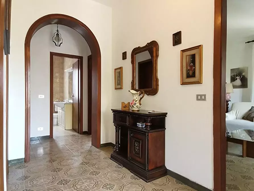 Immagine 8 di Abitazione tipica in affitto  in via rozzone 18 a Ortonovo