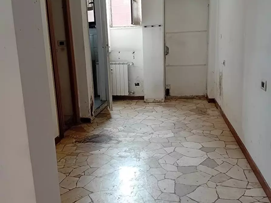 Immagine 5 di Negozio in vendita  in via Gian Rinaldo Carli 39 a Milano