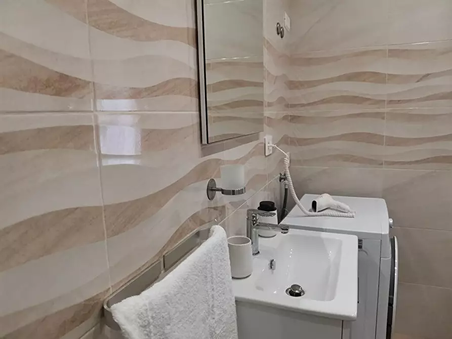 Immagine 6 di Albergo/B&B/Residence in affitto  in Via Liberta V Trav. 13 a Crotone