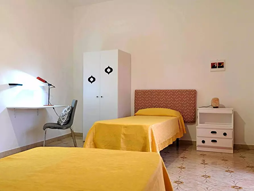 Immagine 7 di Stanza singola in affitto  in VIA MARTIRI DI BELLONA 25 a Caserta