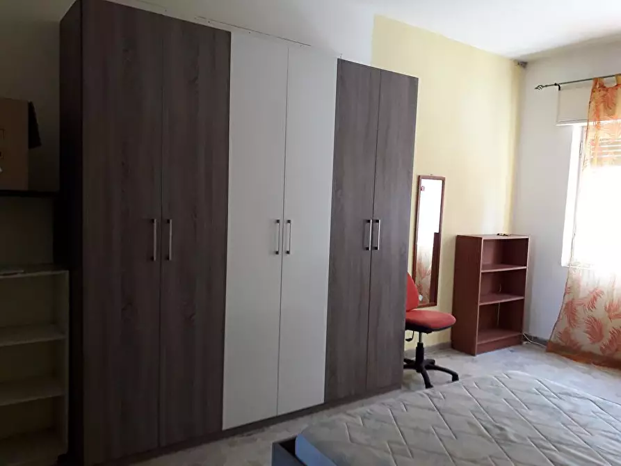 Immagine 4 di Affittacamere in affitto  in Viale Calabria  101 a Reggio Di Calabria