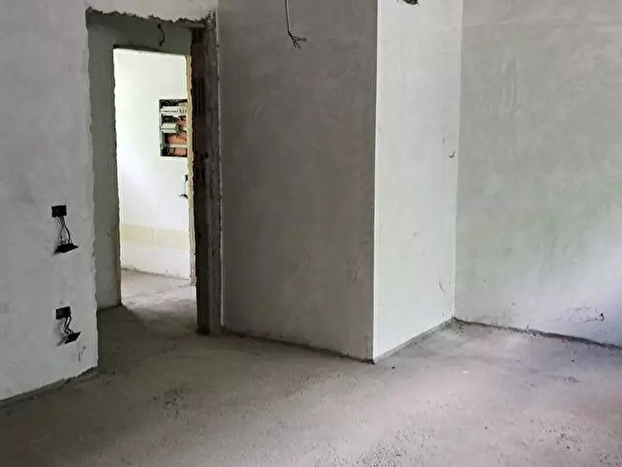 Immagine 12 di Locale commerciale in affitto  in Via Cicalesi 1 a Nocera Inferiore