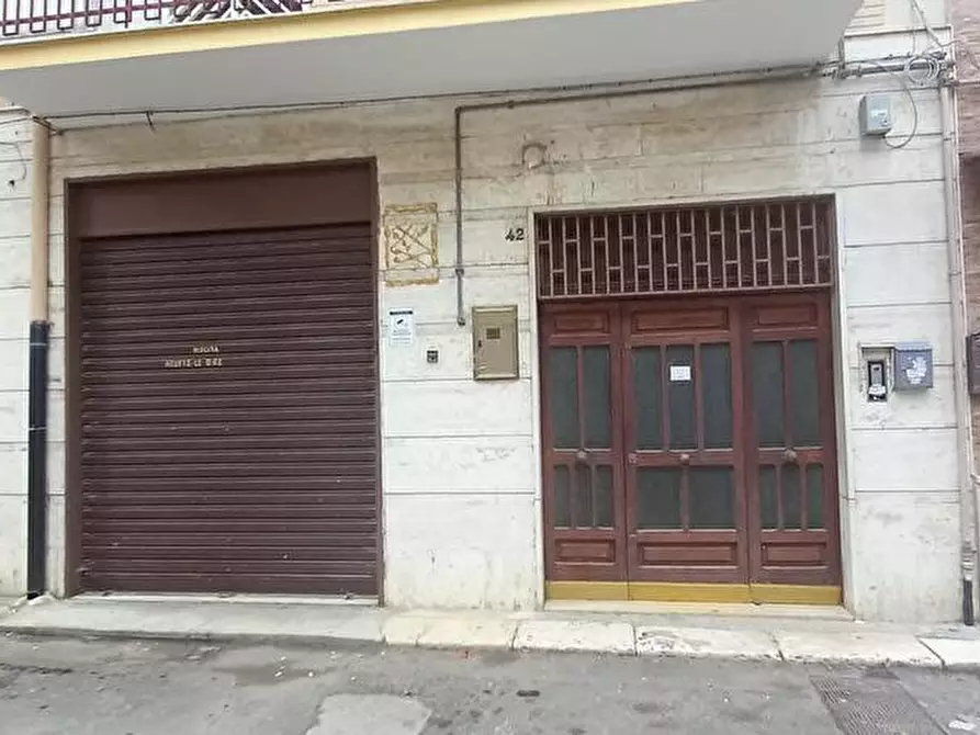 Immagine 4 di Palazzo in vendita  in via gorizia 42 a Barletta