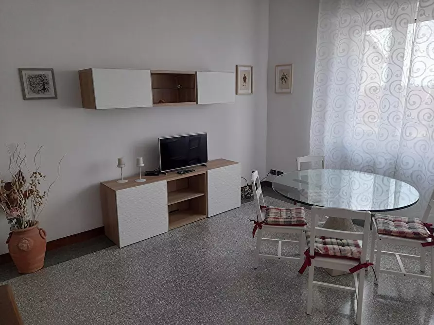 Immagine 5 di Abitazione tipica in affitto  in via flaminia 528 a Falconara Marittima