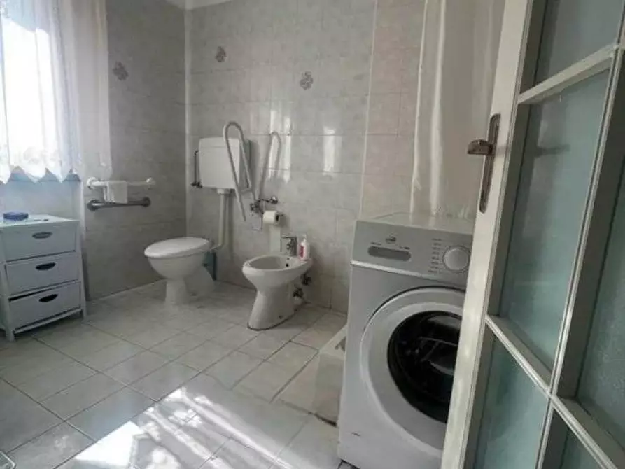 Immagine 8 di Villetta a schiera in vendita  a Forte Dei Marmi