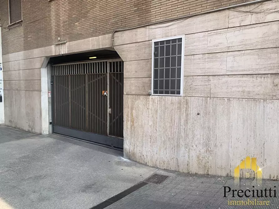 Immagine 6 di Box auto in vendita  in VIA DI BRAVETTA  346 a Roma