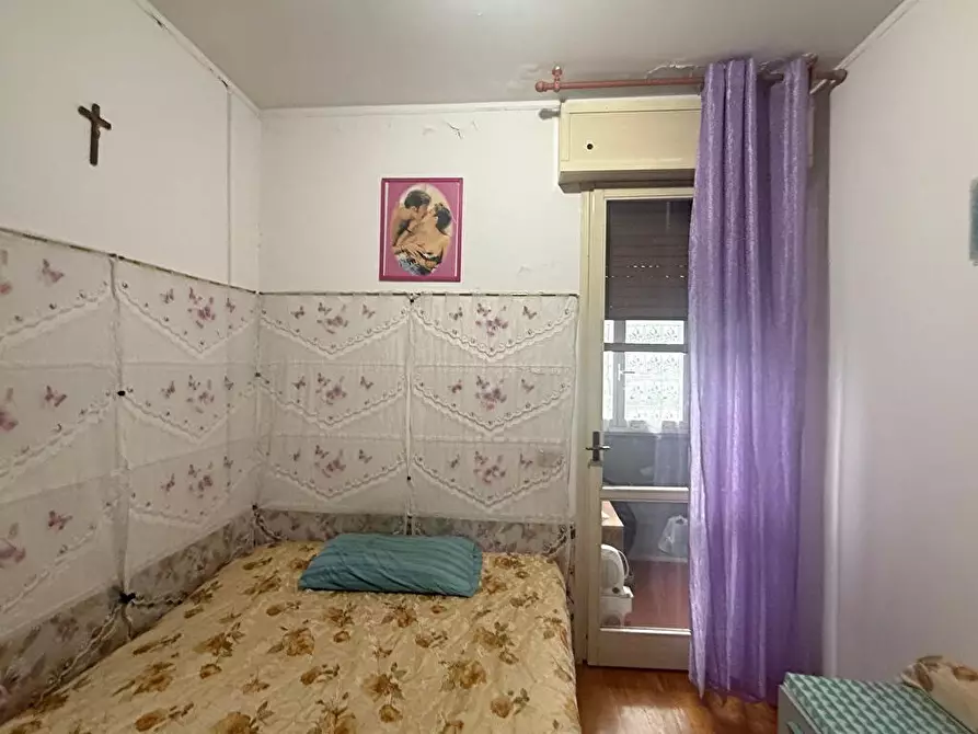 Immagine 8 di Appartamento in vendita  a Reggio Nell'emilia