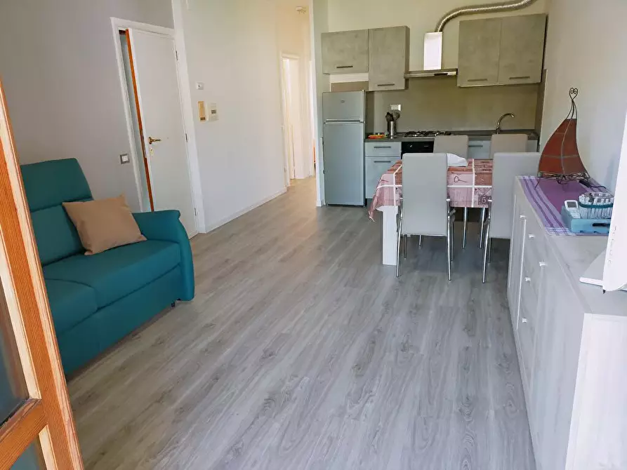 Immagine 2 di Appartamento in affitto  a Viareggio