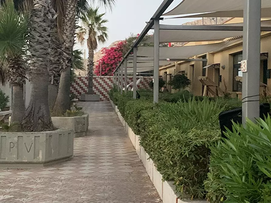 Immagine 2 di Albergo/B&B/Residence in affitto  in Via Riccione  27 a Capaci