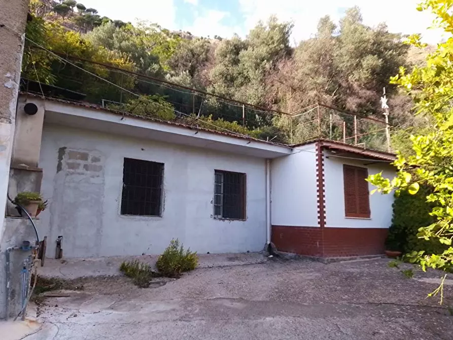 Immagine 10 di Terreno agricolo in vendita  in Via  Bracigliano 1 a Sarno