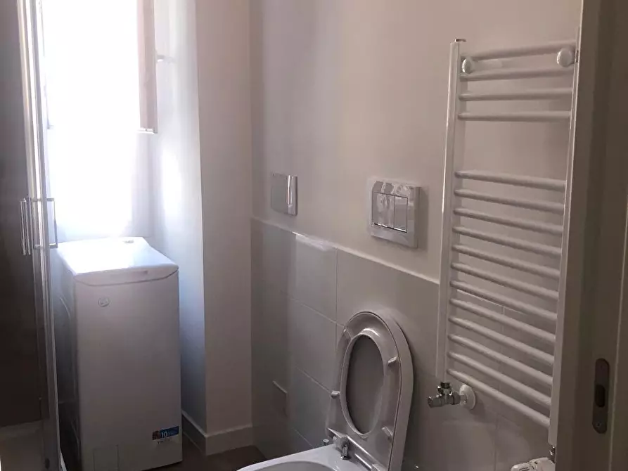 Immagine 12 di Abitazione tipica in affitto  a Roma