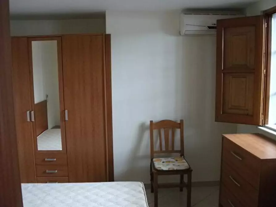 Immagine 2 di Abitazione tipica in vendita  in Via Lucchese Palli 26 a Catania