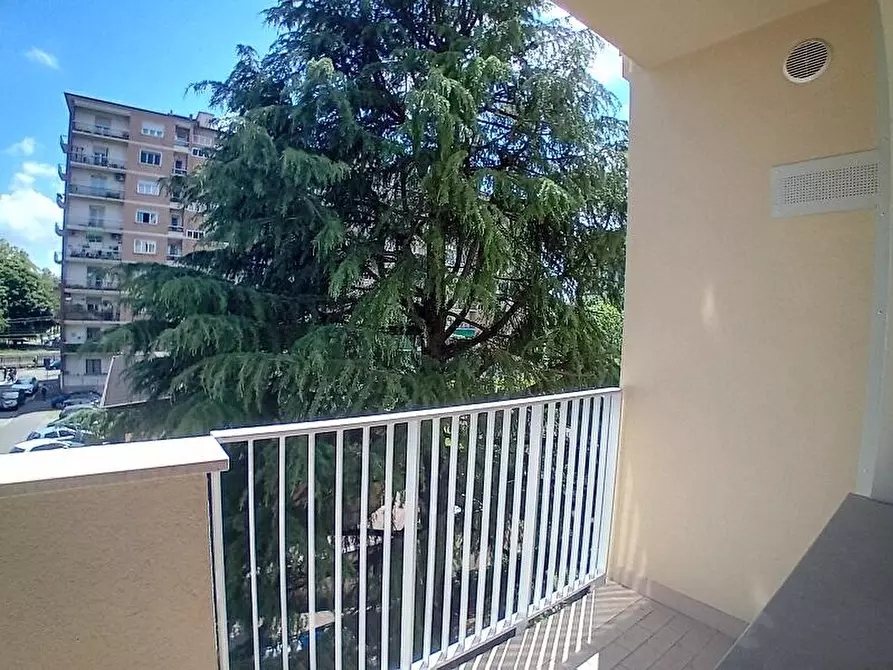 Immagine 4 di Appartamento in vendita  in via Gaetano Salvemni  5 a Milano