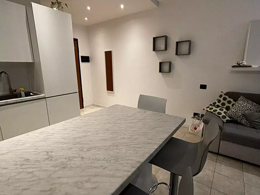 Immagine 23 di Appartamento in vendita  in via Ennio Morlotti 11 a Milano