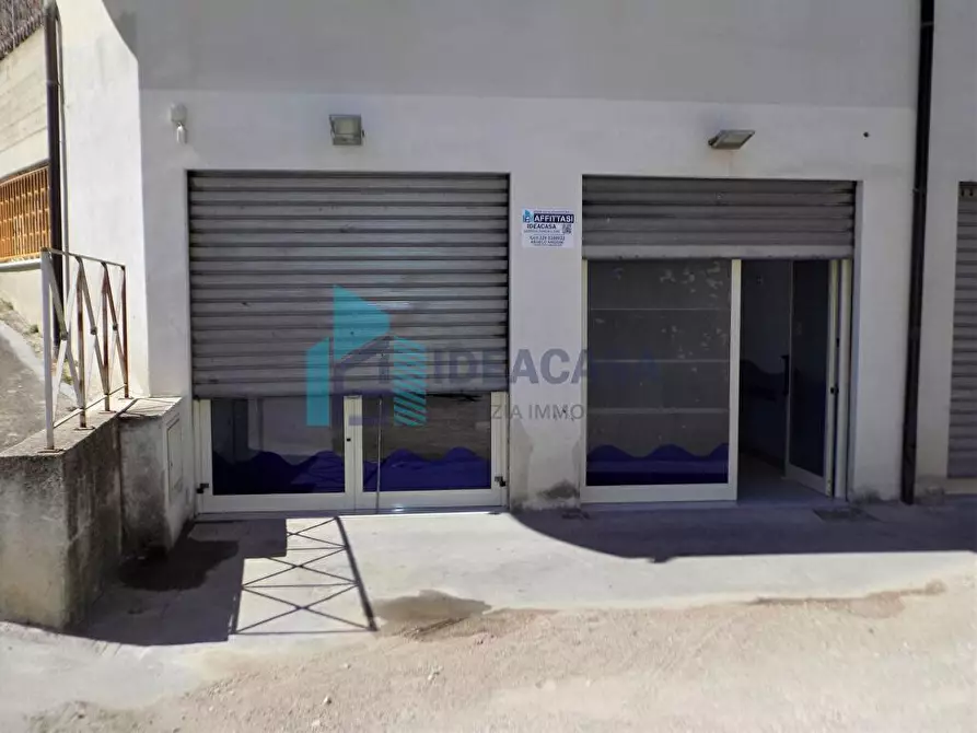 Immagine 3 di Locale commerciale in affitto  in via G. Vico snc a Matera