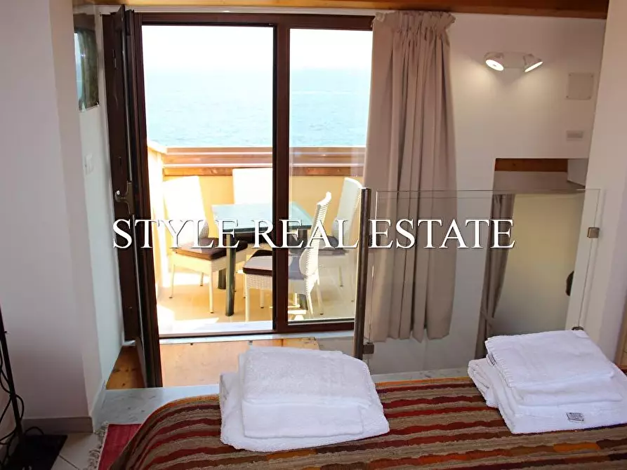 Immagine 7 di Appartamento in affitto  in Lungomare di Levante Elio Vittorini, Ortigia 54 a Siracusa