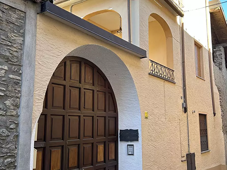 Immagine 1 di Appartamento in affitto  in Via Cavour  19 a Ameno