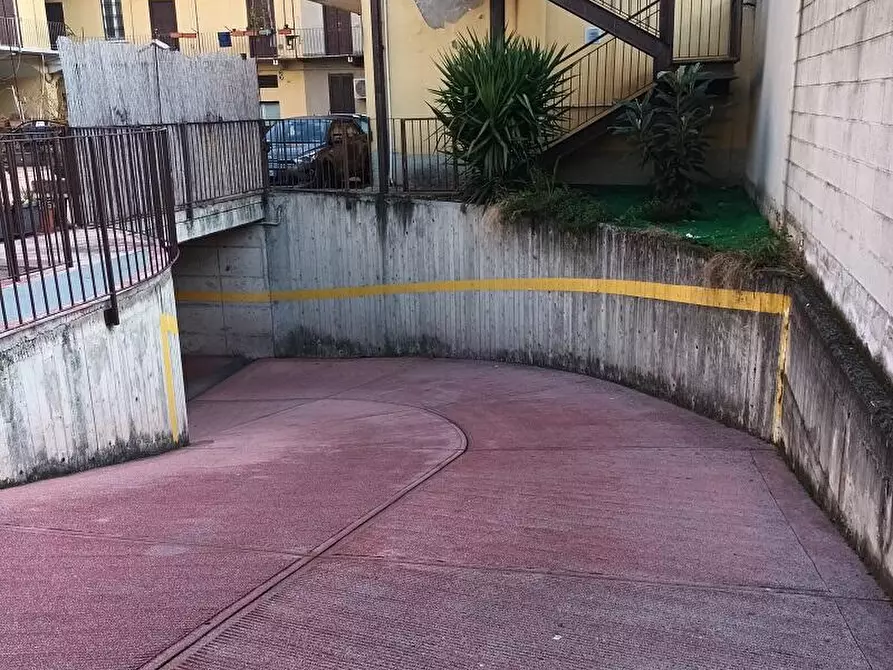 Immagine 9 di Garage in vendita  in via Franco Faccio  20 a Milano