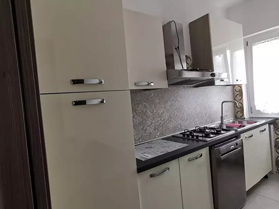 Immagine 2 di Camera in affitto  in Via carlo Stuparich  23 a Brescia