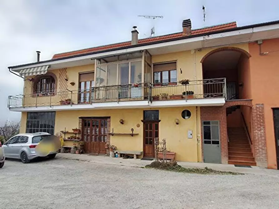 Immagine 2 di Casa indipendente in vendita  a Montiglio Monferrato