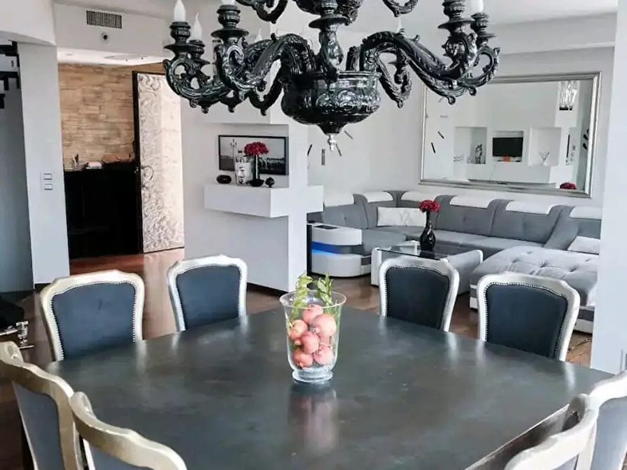 Immagine 5 di Villa in affitto  a Coriano