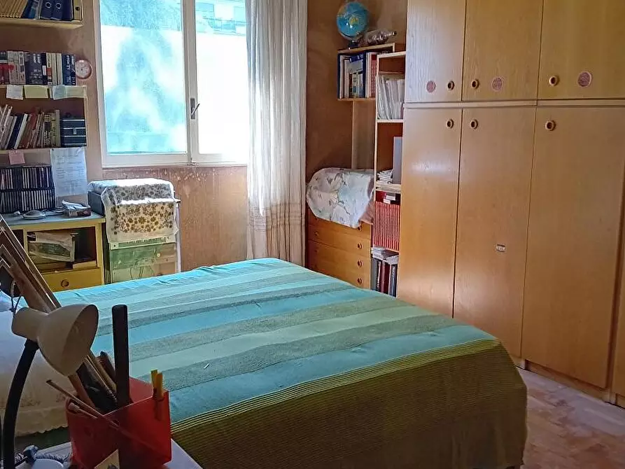 Immagine 17 di Appartamento in vendita  in via Gaetano Salvemni  5 a Milano