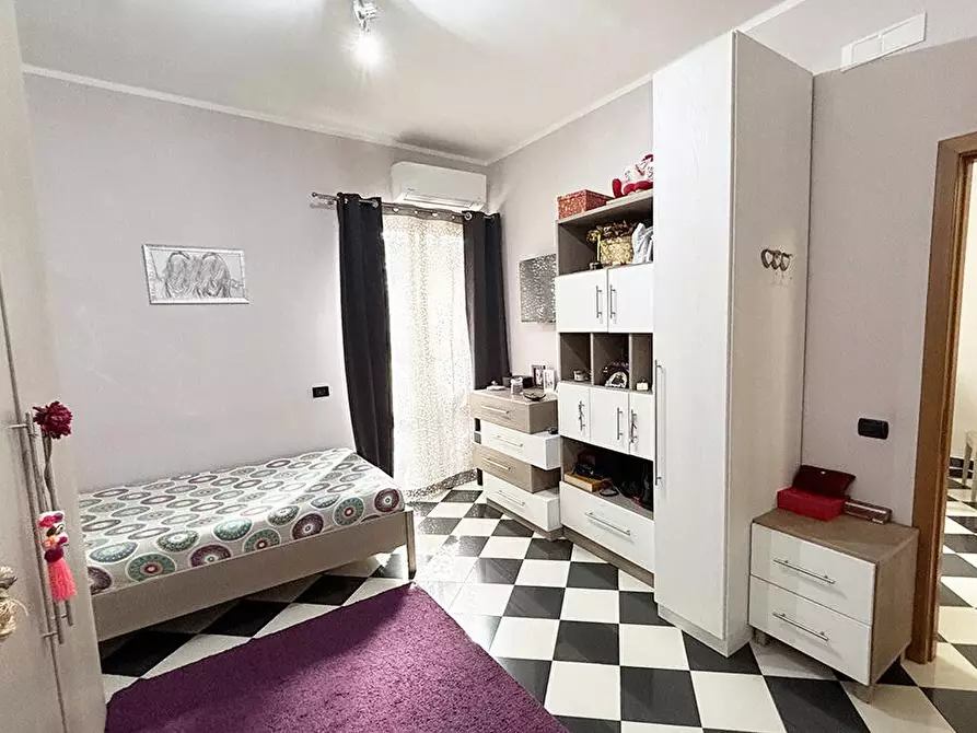 Immagine 19 di Casa trifamiliare in vendita  in Via Raimondo Annecchino snc a Pozzuoli