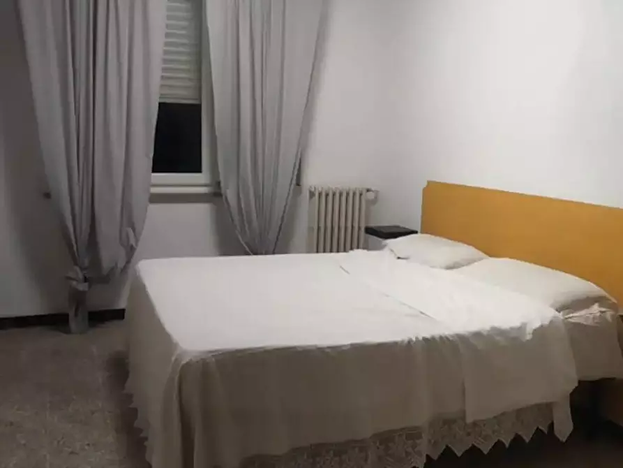 Immagine 3 di Camera in affitto  in Via romana 720 a Lucca