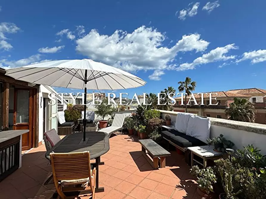 Immagine 5 di Appartamento in vendita  in Via Cimone 10 a Siracusa