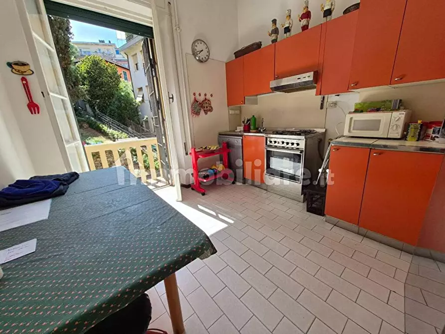 Immagine 5 di Appartamento in vendita  in VIA COSTAGUTA 5 a Rapallo