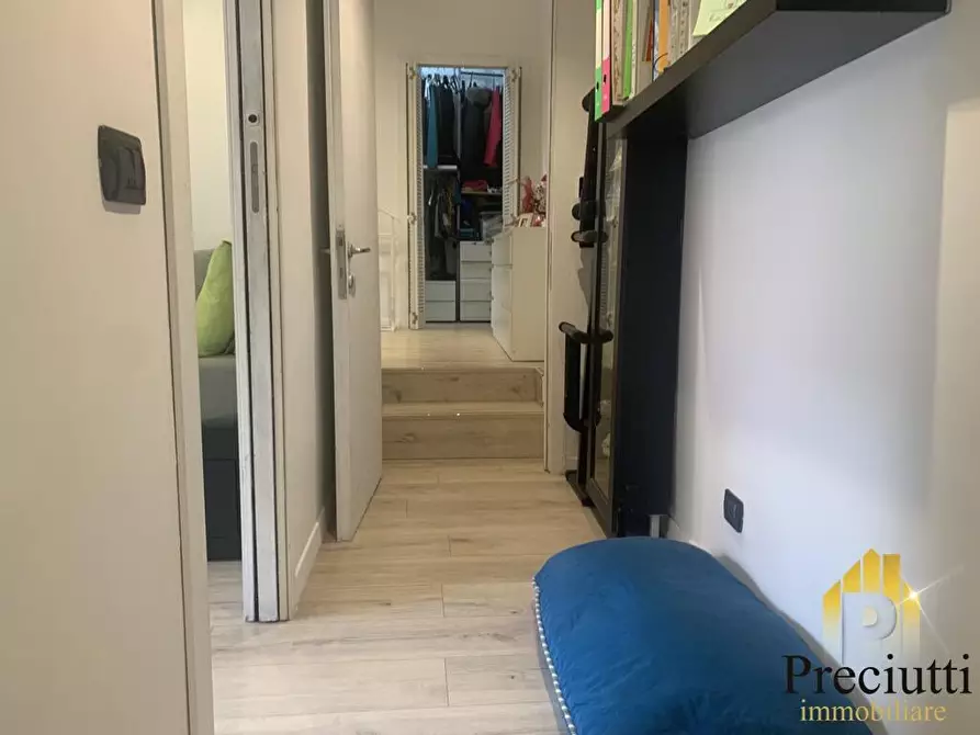 Immagine 9 di Appartamento in vendita  in VIA DEGLI AMODEI 92 a Roma