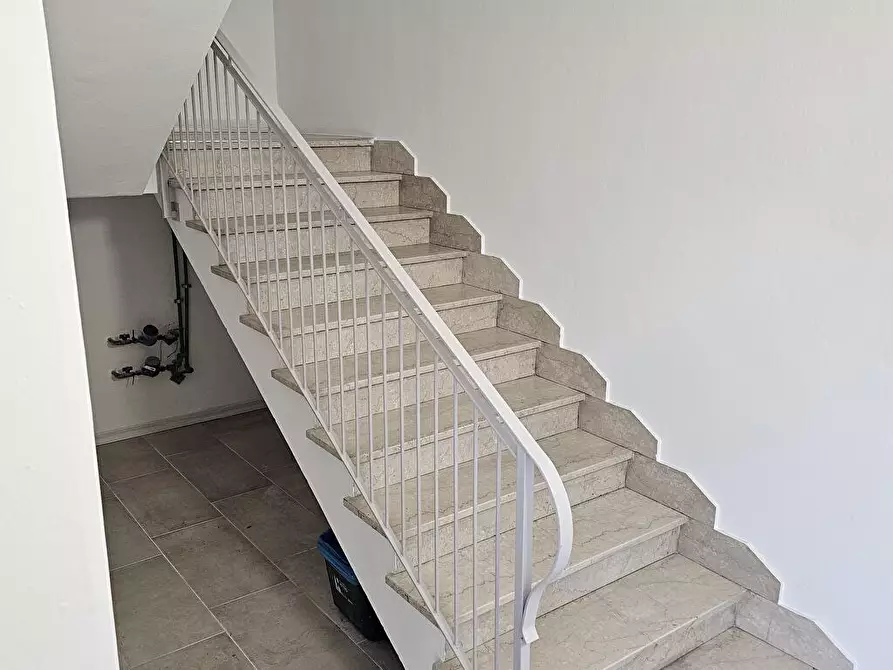 Immagine 13 di Laboratorio in affitto  in VIALE CADUTI SUL LAVORO N. 184 a Modena