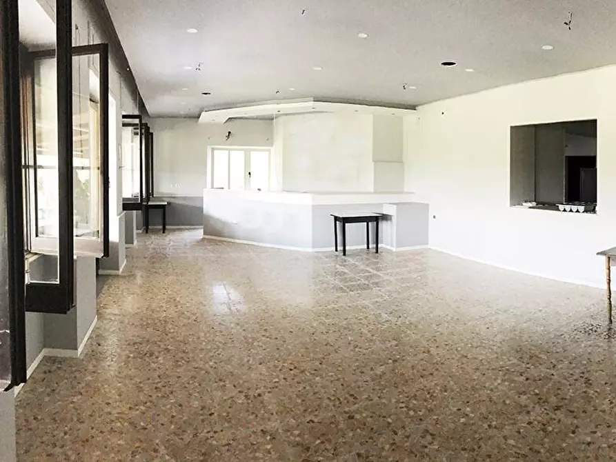 Immagine 16 di Albergo/B&B/Residence in vendita  in Via Villa snc a Liberi