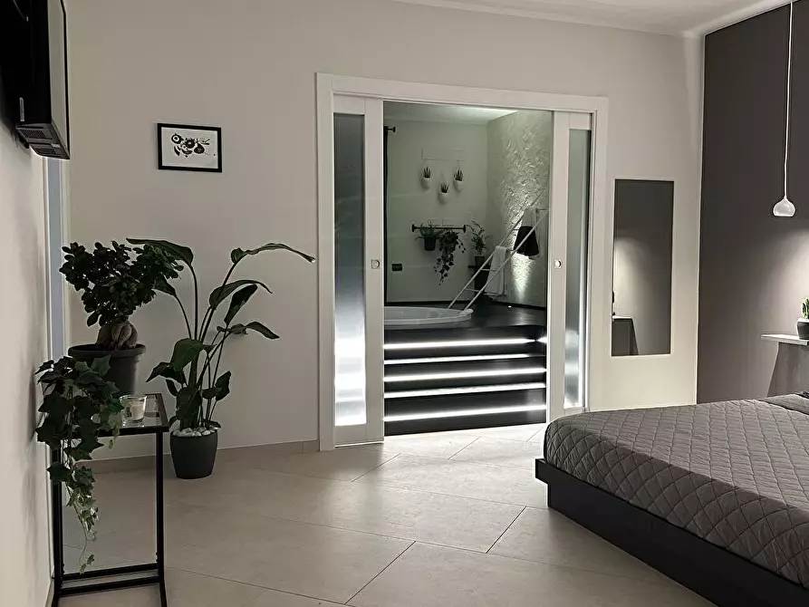 Immagine 3 di Albergo/B&B/Residence in affitto  in Via Nazionale delle Puglie  72 a San Vitaliano