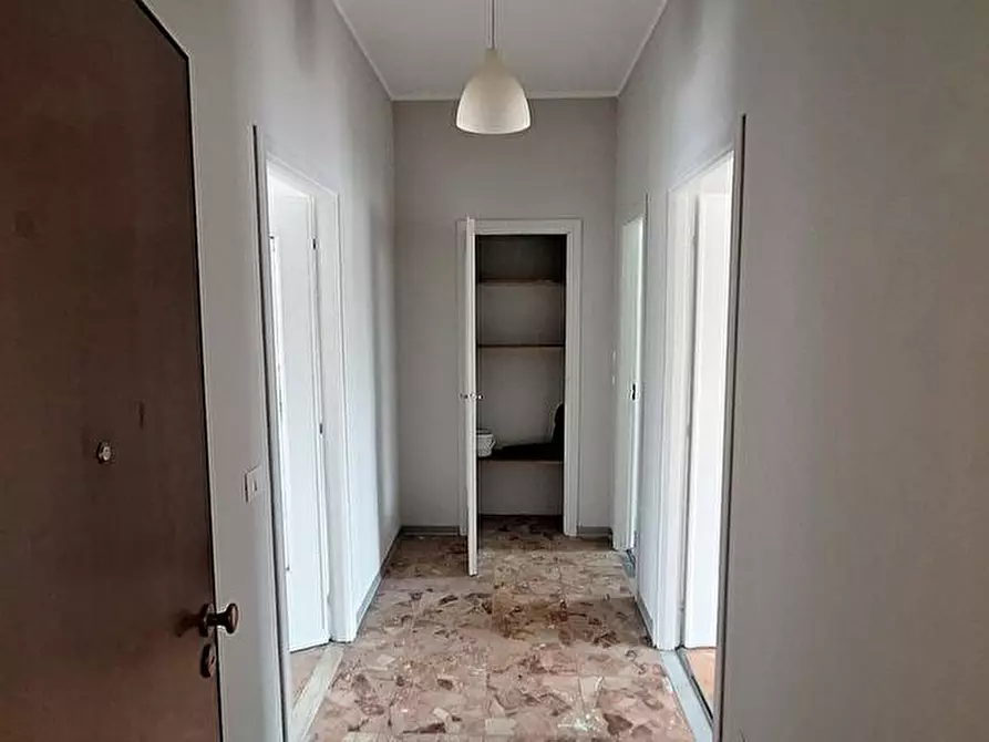 Immagine 4 di Appartamento in vendita  in corso alessandria  249 a Asti