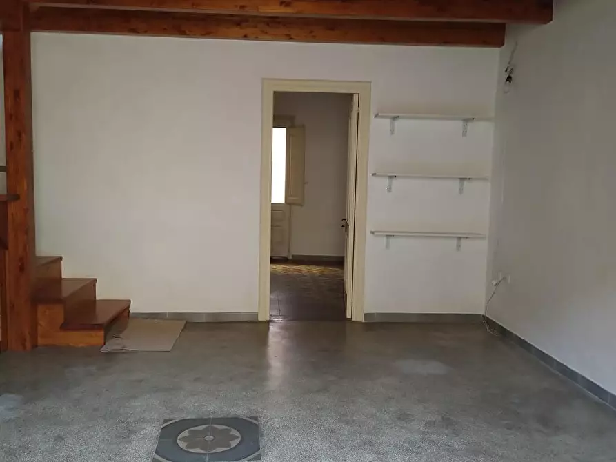 Immagine 2 di Casa indipendente in vendita  in Via Milano  11 a Guagnano