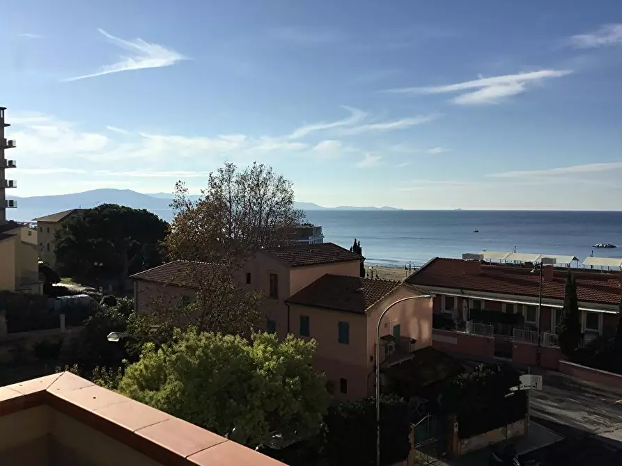 Immagine 2 di Appartamento in vendita  in Via Serri 40 a Follonica