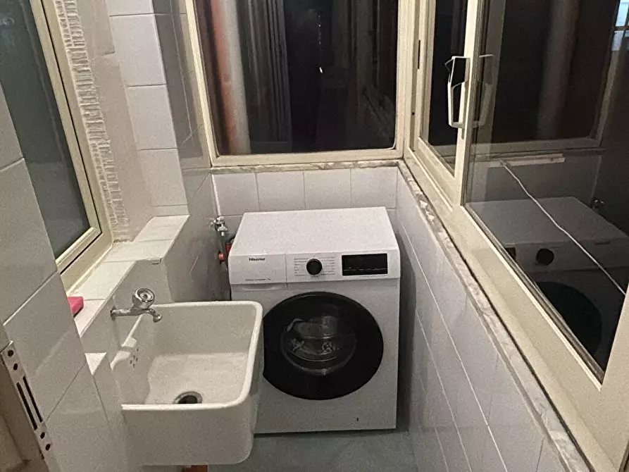 Immagine 11 di Affittacamere in affitto  in Via Francesco Paolo Perez  211 a Palermo