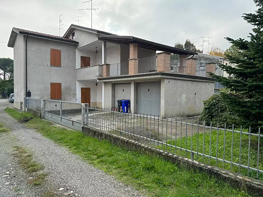 Immagine 5 di Casa indipendente in vendita  in roma 73 a Medesano