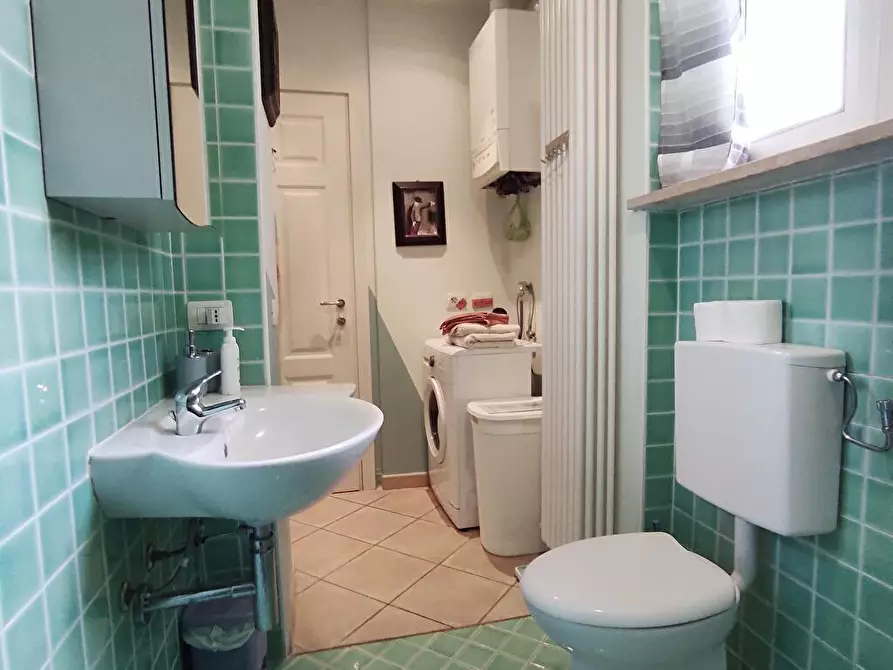 Immagine 8 di Bilocale in affitto  a Parma