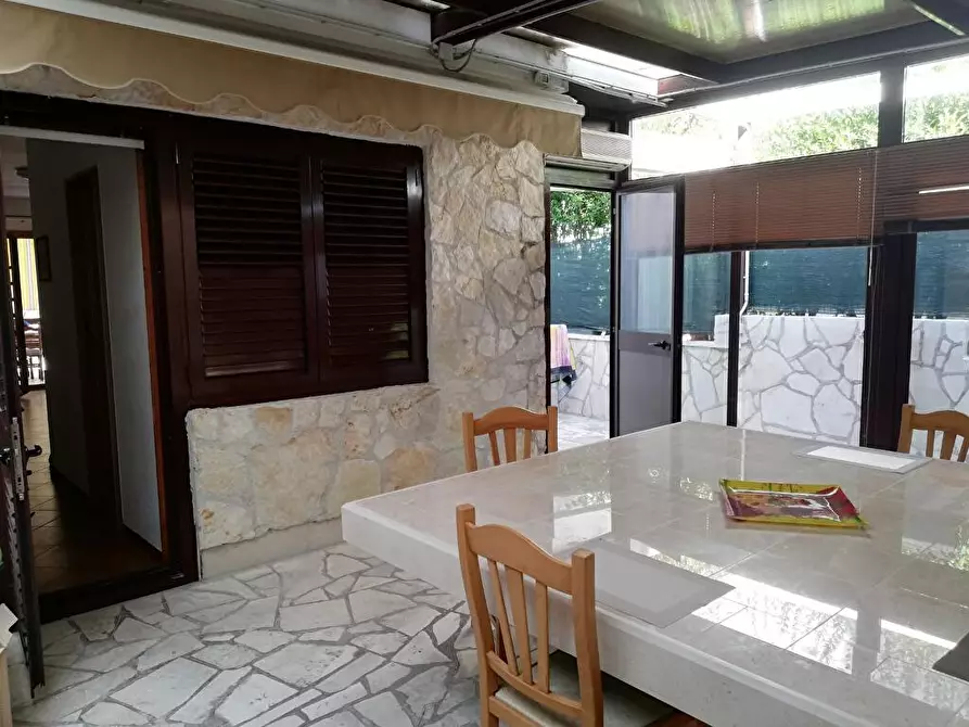 Immagine 5 di Villa in affitto  in VIA DELLA SCOGLIERA 574 a Leporano