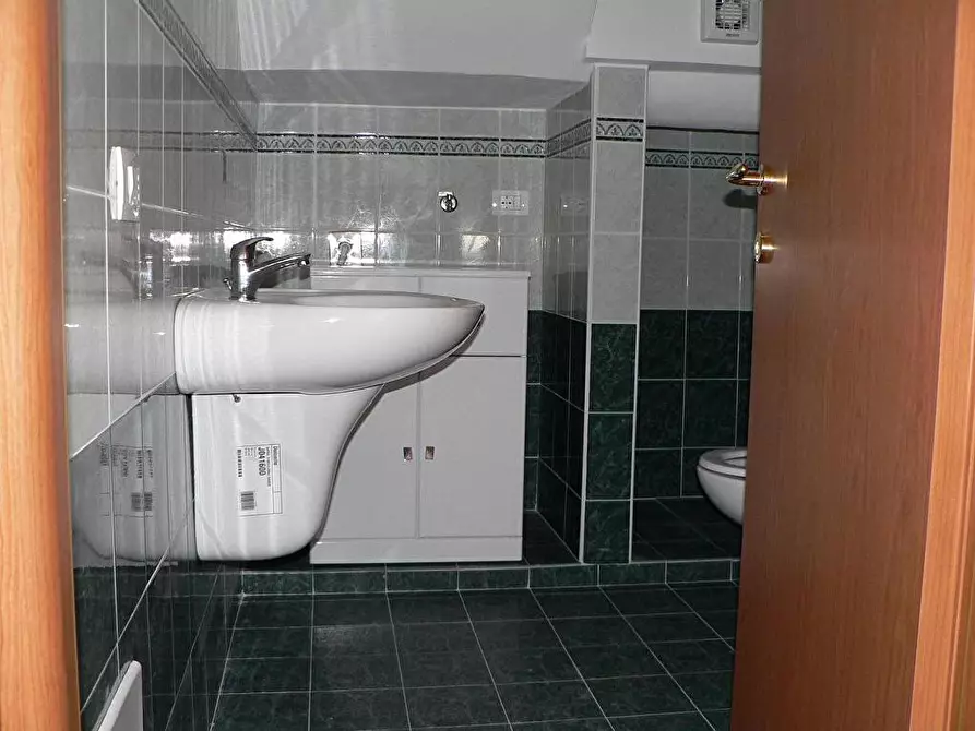 Immagine 9 di Casa vacanze in affitto  in Località Frader 50 50 a Torri Del Benaco