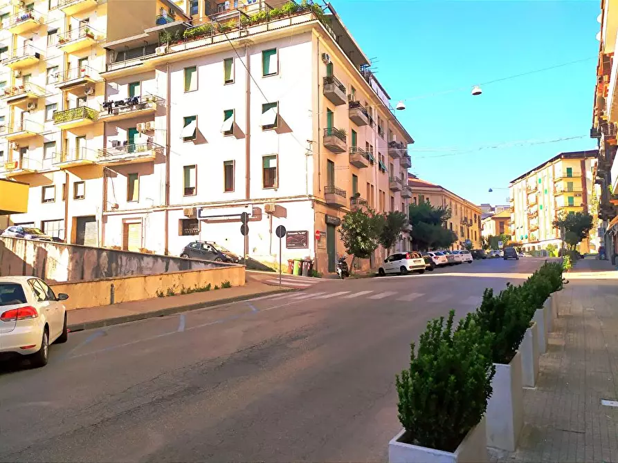 Immagine 4 di Locale commerciale in affitto  in Via Vittorio Veneto 55 a Cosenza