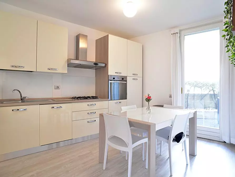 Immagine 4 di Bilocale in vendita  in Via Seminario 34b a Lecco