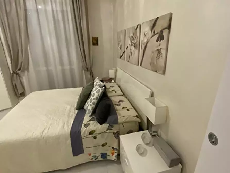 Immagine 8 di Appartamento in vendita  in piazza Gasparri  4 a Milano