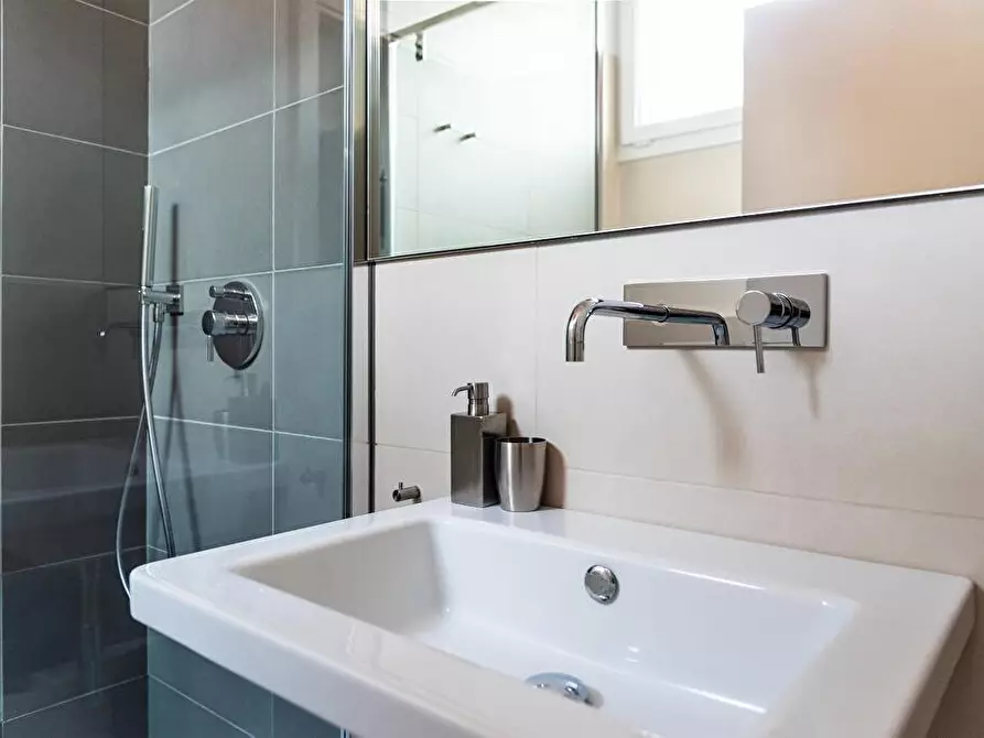 Immagine 15 di Appartamento in affitto  in piazzale bacone  7a a Milano