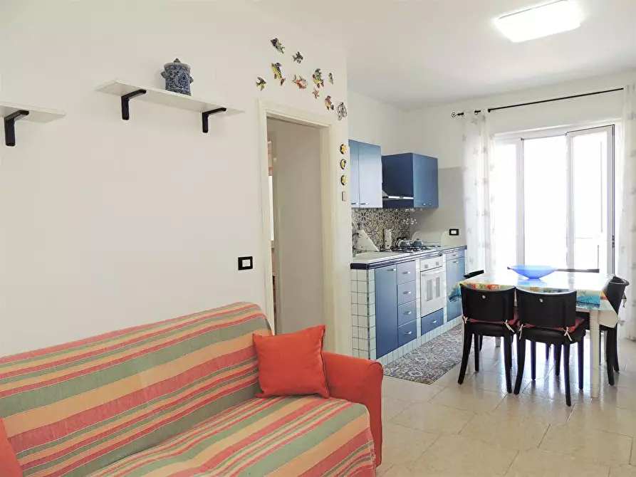 Immagine 23 di Appartamento in affitto  in Via Lungomare San Saba 62 a Messina